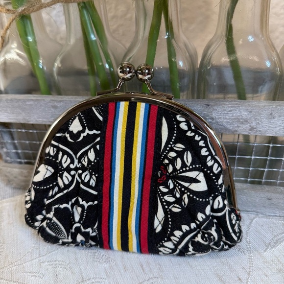 Vera Bradley Barcelona Double Kiss Kisslock Coin Purse. Multi-color - Picture 1 of 7